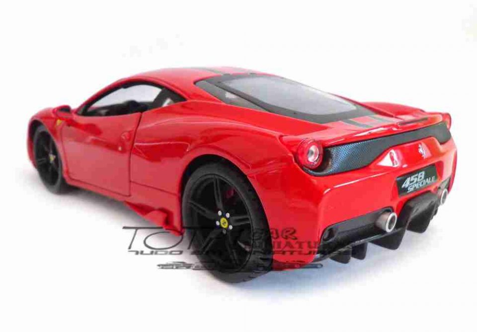 Voiture Bburago Ferrari 458 Speciale 1:18