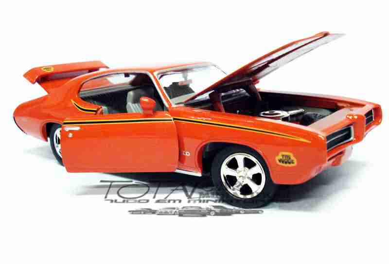 pontiac_gto_judge_1969_3